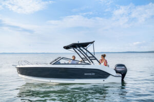 QUICKSILVER ACTIV 605 BOWRIDER
