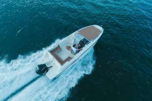 QUICKSILVER ACTIV 755 SUNDECK