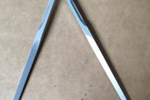 COMPAS DE PUNTAS FIJAS